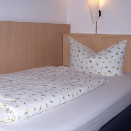 וירצבורג Hotel Goldenes Fass מראה חיצוני תמונה