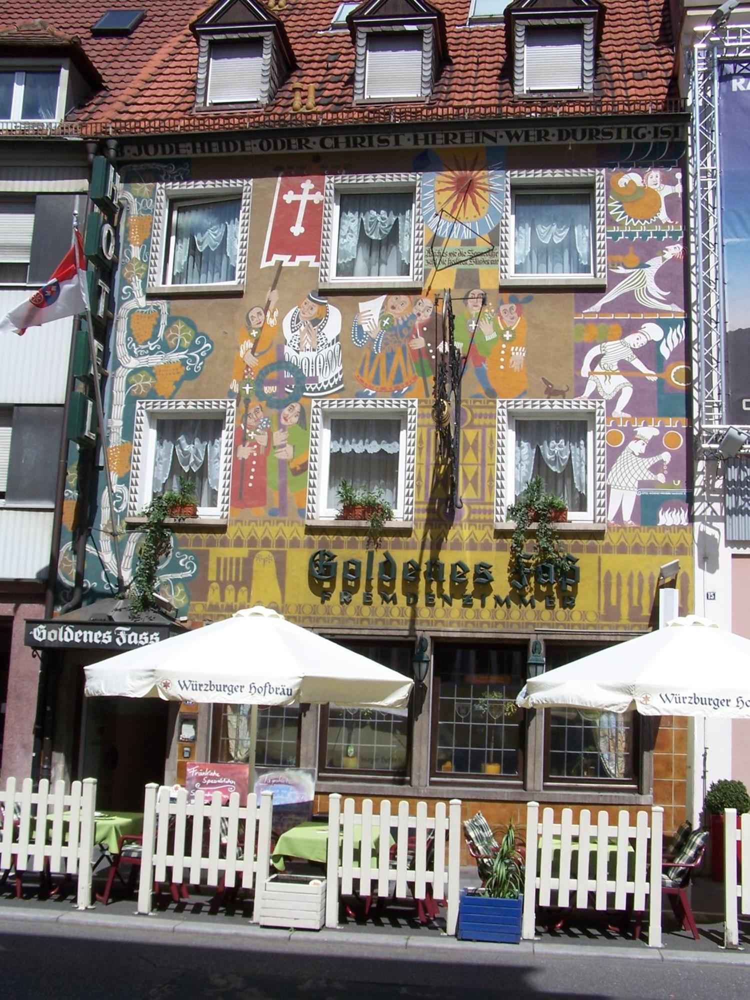 וירצבורג Hotel Goldenes Fass מראה חיצוני תמונה
