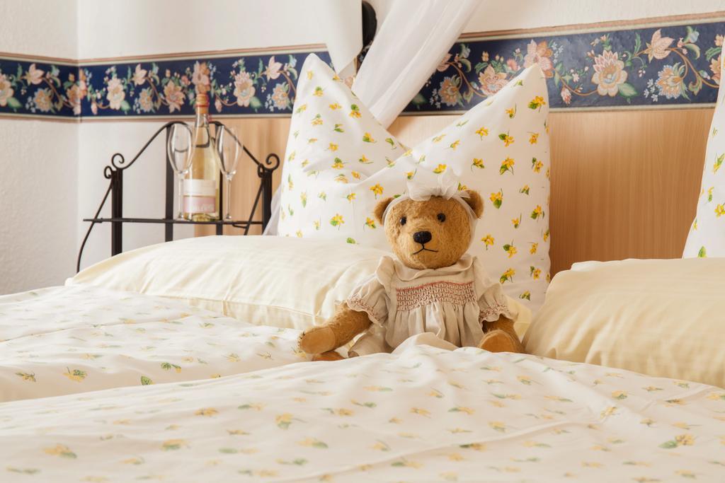 וירצבורג Hotel Goldenes Fass מראה חיצוני תמונה