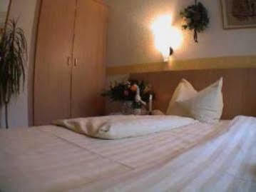 וירצבורג Hotel Goldenes Fass מראה חיצוני תמונה